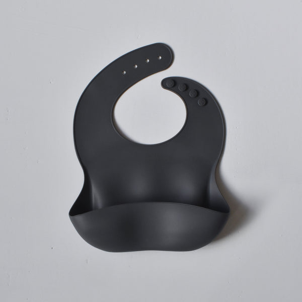 silicone baby bib steel grey uk sustainable conscious plastic free dove and dovelet