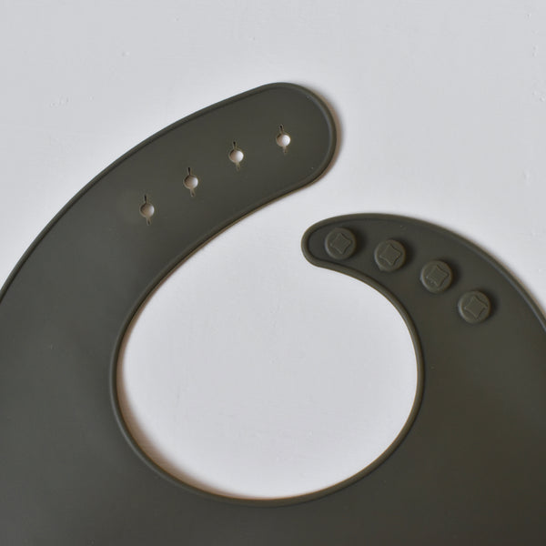 silicone baby bib olive green uk sustainable conscious plastic free dove and dovelet