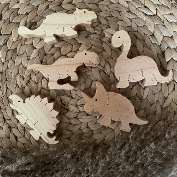 WOODEN DINOSAURS STACKING TOY