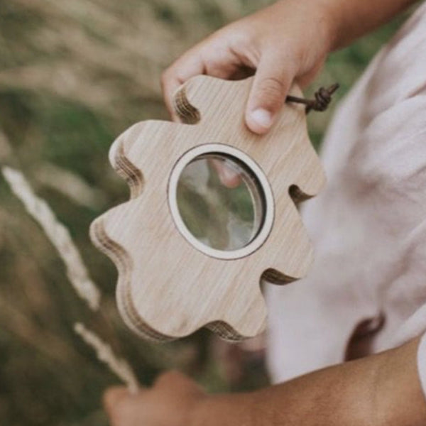 OAKEYDOKIE - MAGNIFYING GLASS